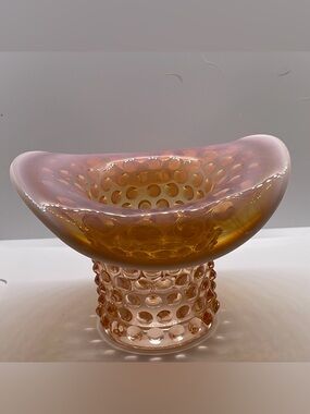 Duncan Miller vintage pink opalescent hobnail ruffle hat.